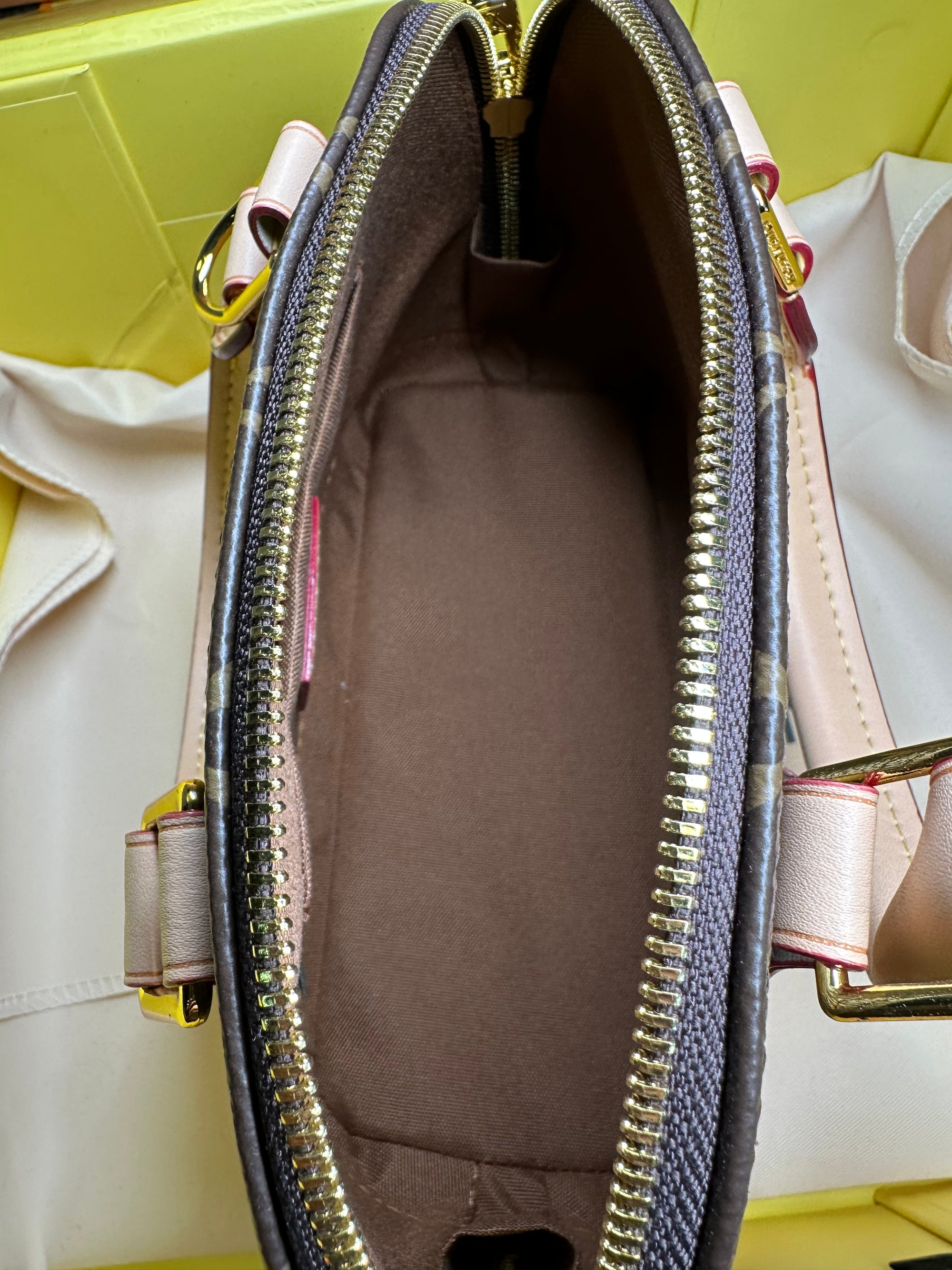 Bolsa de mão Louis Vuitton Alma BB monograma PVC couro marrom