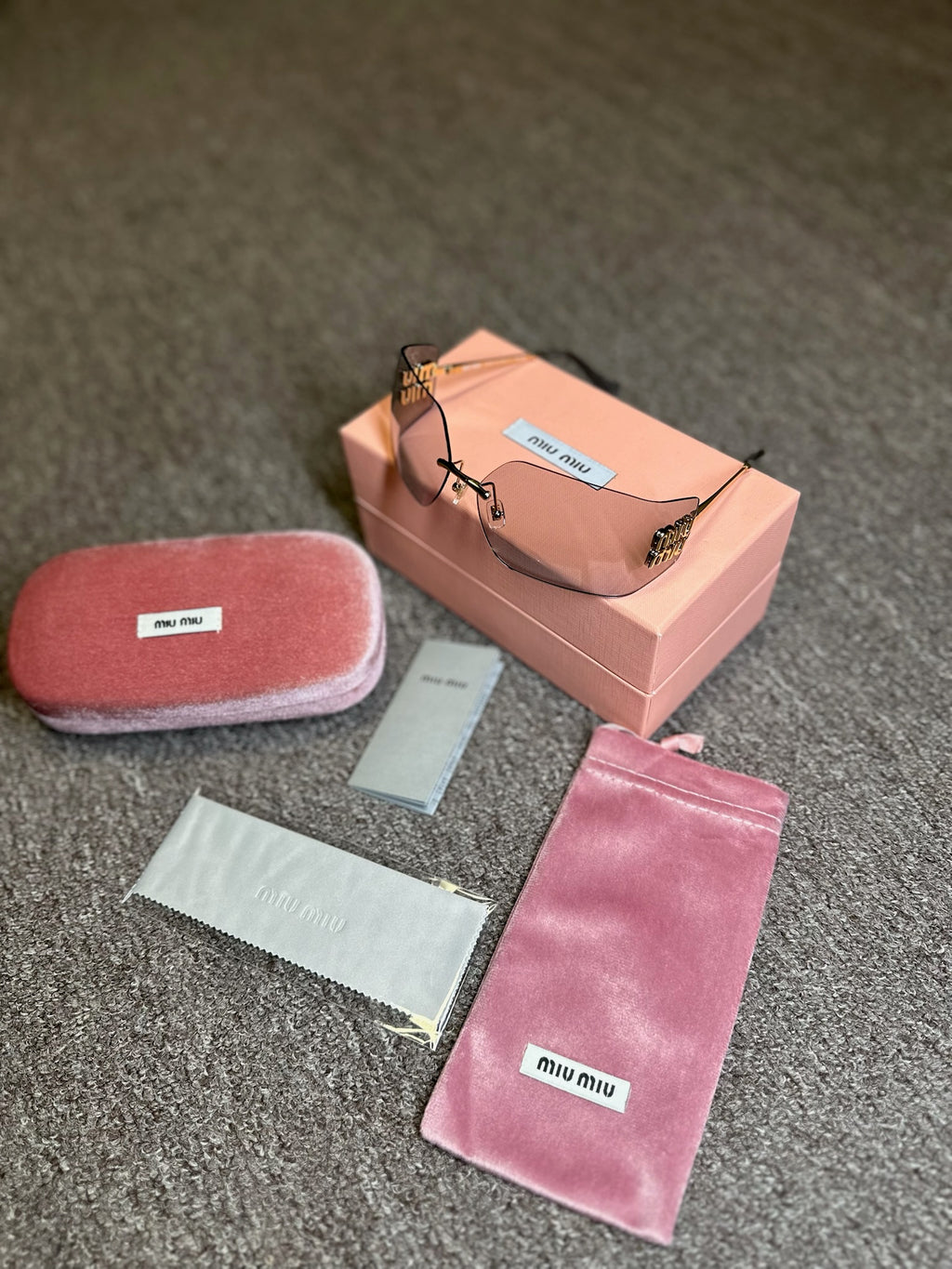 Óculos de sol Miu Miu