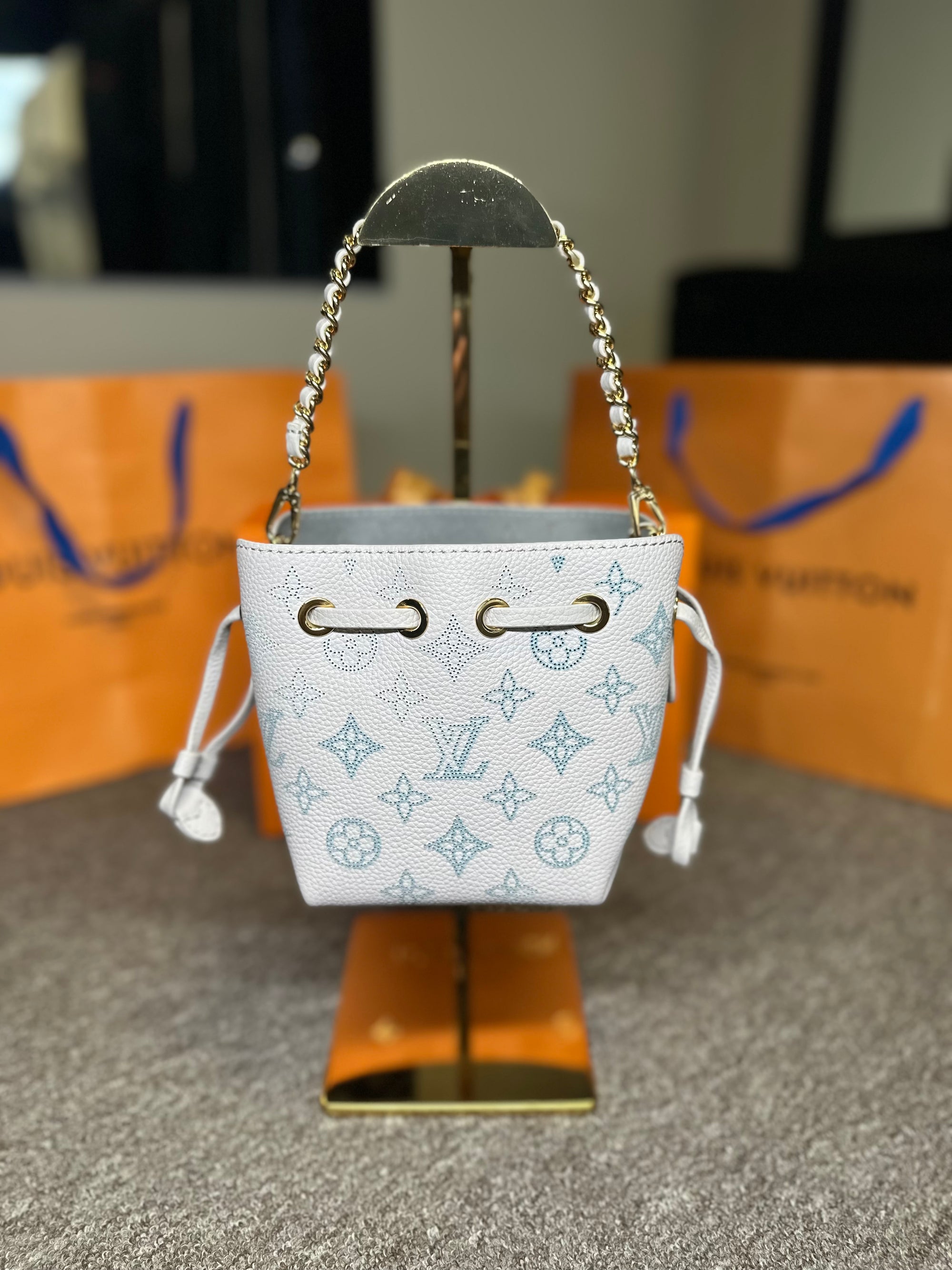 Bolsa LV NeoNoé BB Pequena