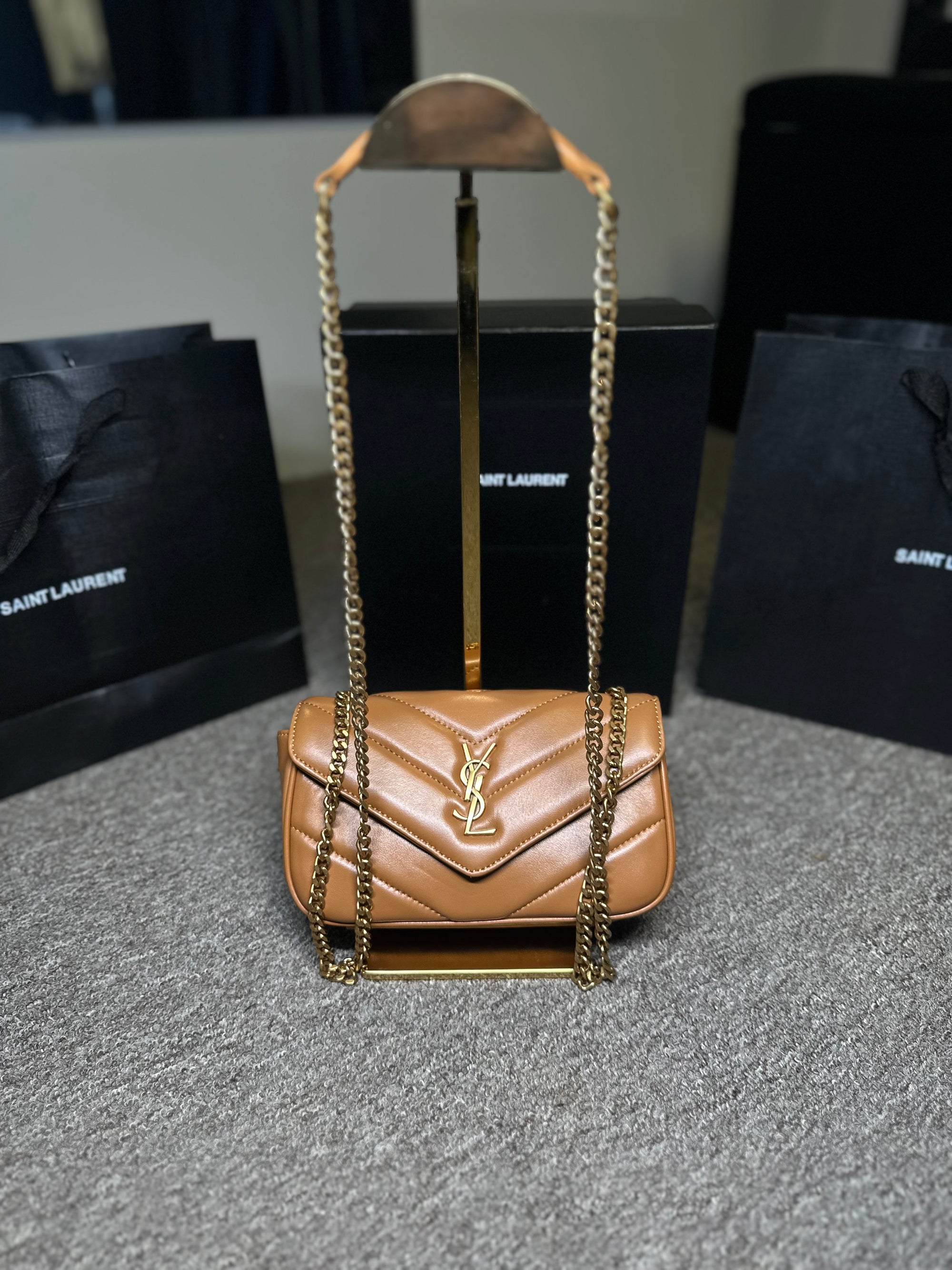 Bolsa YSL Loulou pequena
