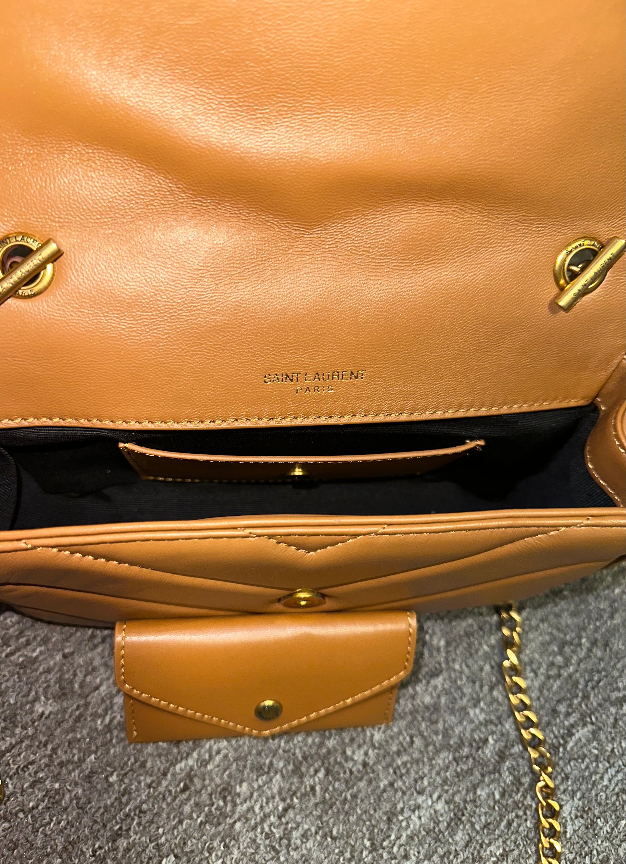 Bolsa YSL Loulou pequena
