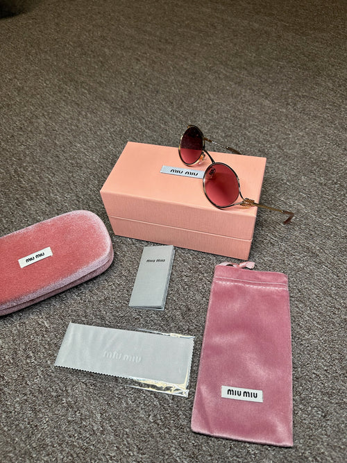 Óculos de sol Miu Miu