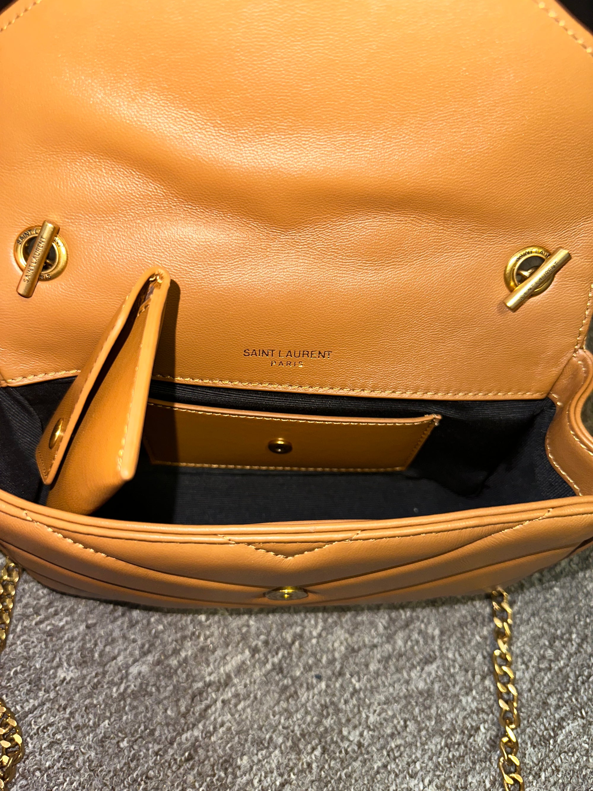 Bolsa YSL Loulou pequena