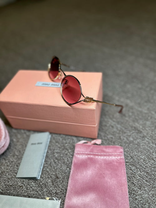 Óculos de sol Miu Miu