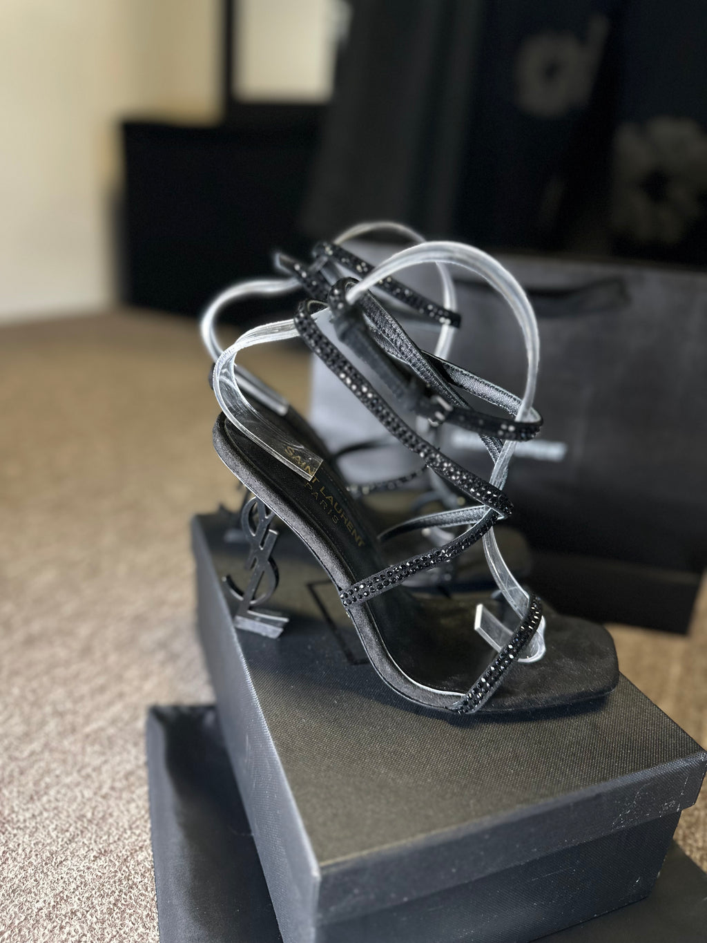 Salto Sandália YSL Opyum