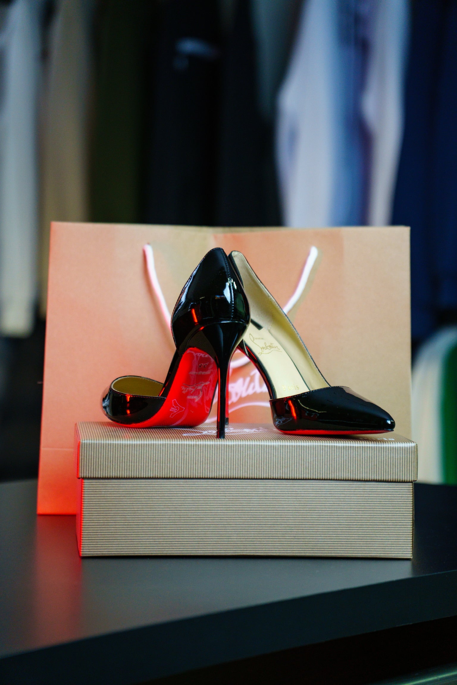Salto Scarpin agulha Christian Louboutin